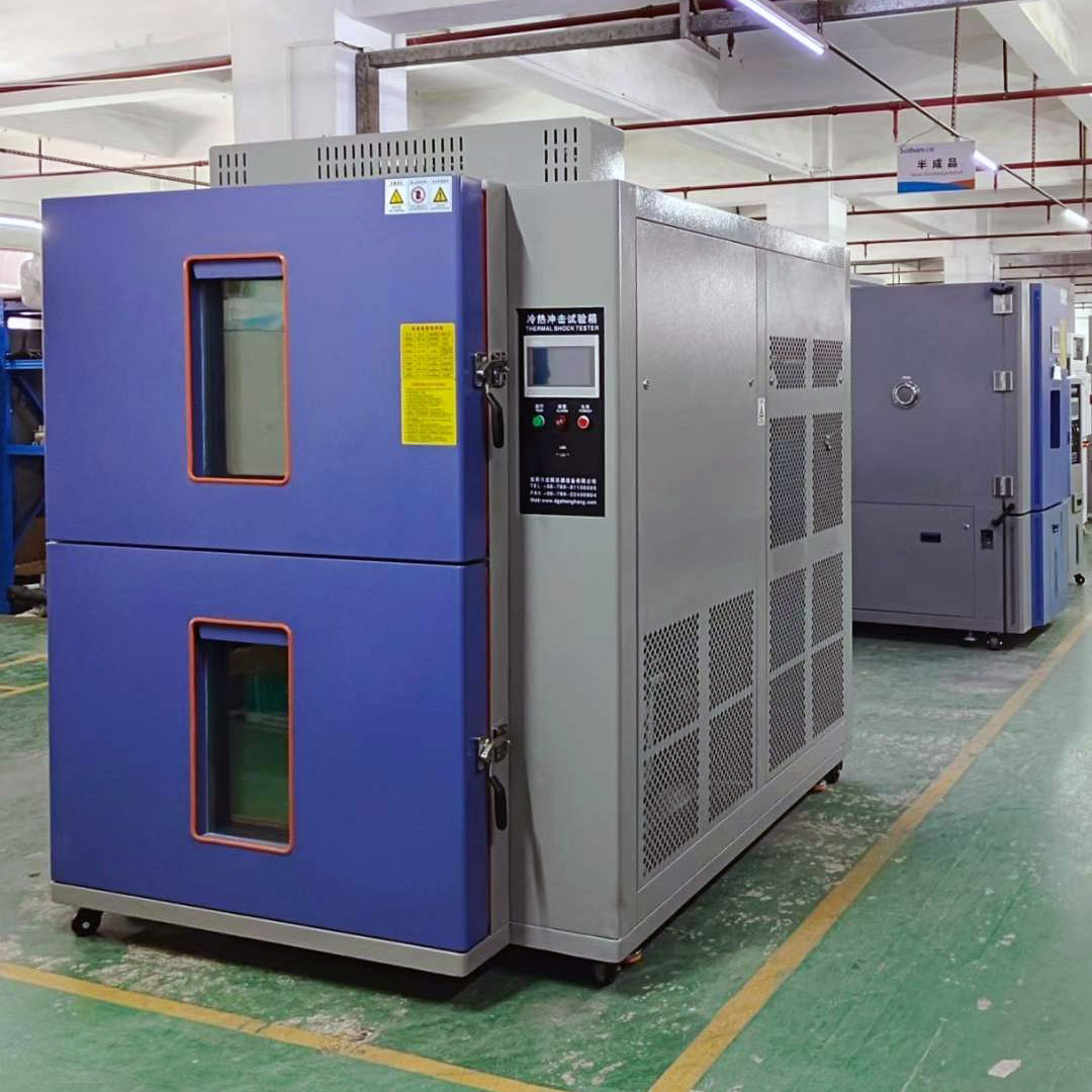 定制225L吊籃式冷熱沖擊試驗(yàn)箱順利出貨至宜昌惠科